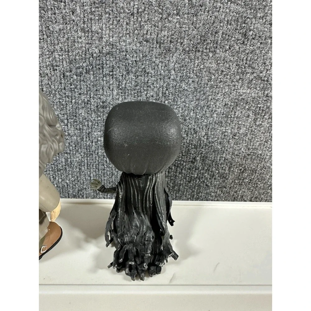 Funko Pop! Harry Potter Rubeus Hagrid with Cake Vinyl Figure #78 And Dementor